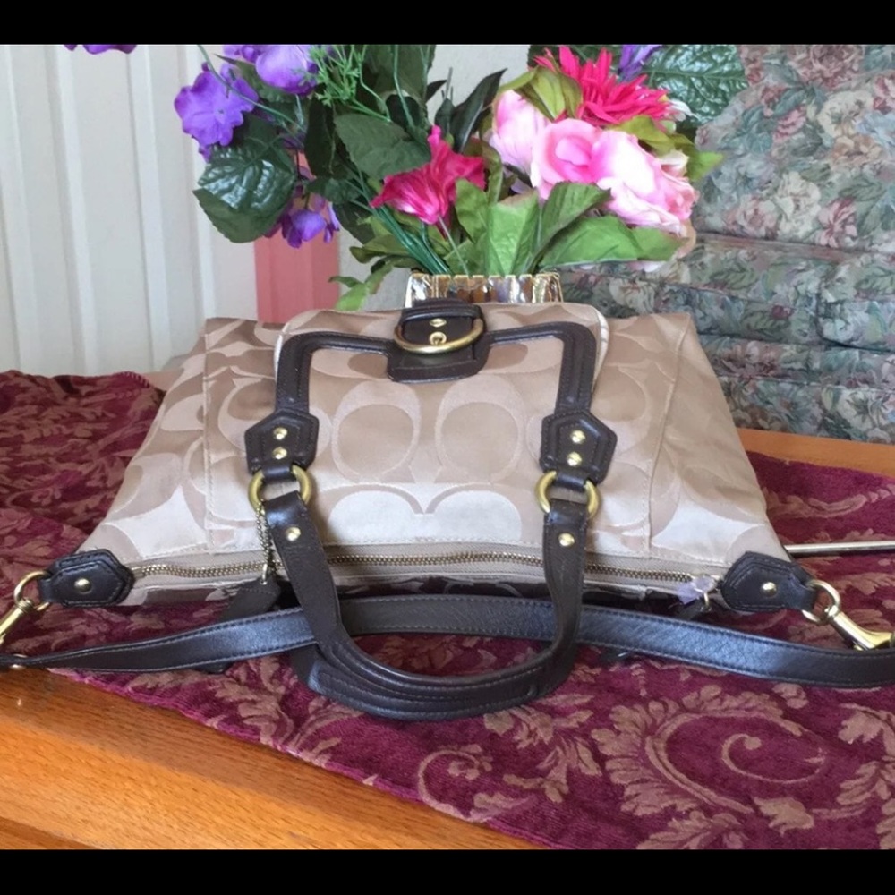 Coach purse - Picture 8 of 8